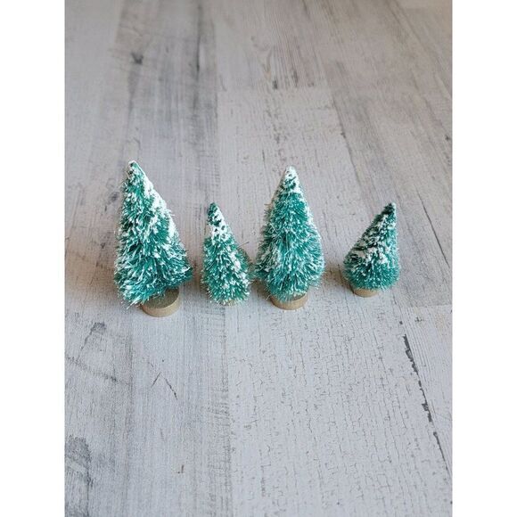 Mini light green bristle snow tree xmas village set - Picture 1 of 8